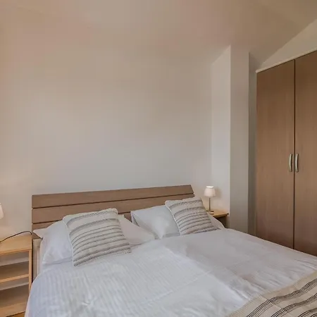Apartment Celeste Klimno