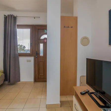 Celeste Apartment *