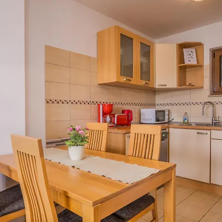 Apartment Celeste *